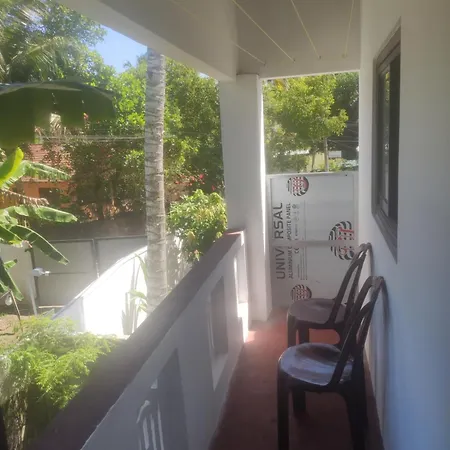 Menik'S Place Mirissa Exterior photo
