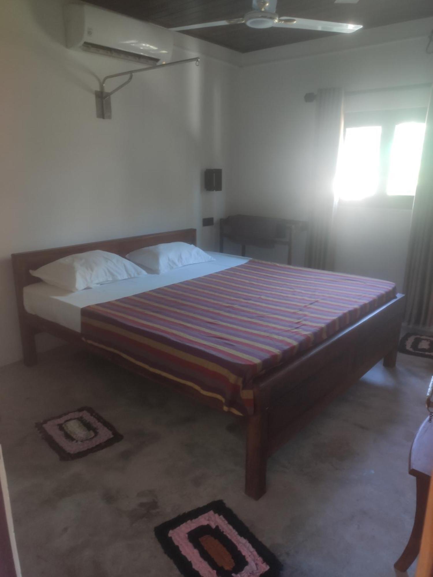 Menik's Place